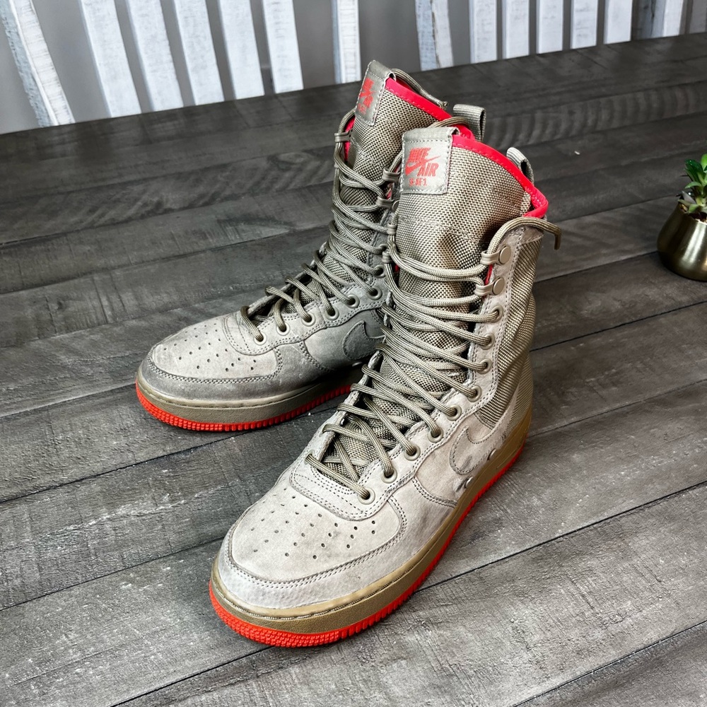 Nike Special Field Air‎ Force Beg Sz 8